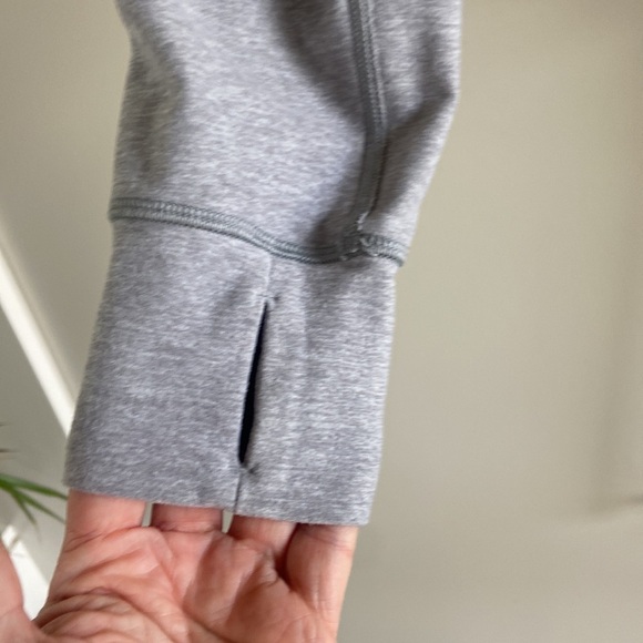 Lululemon Ready to Rulu Pullover EUC - Picture 11 of 16